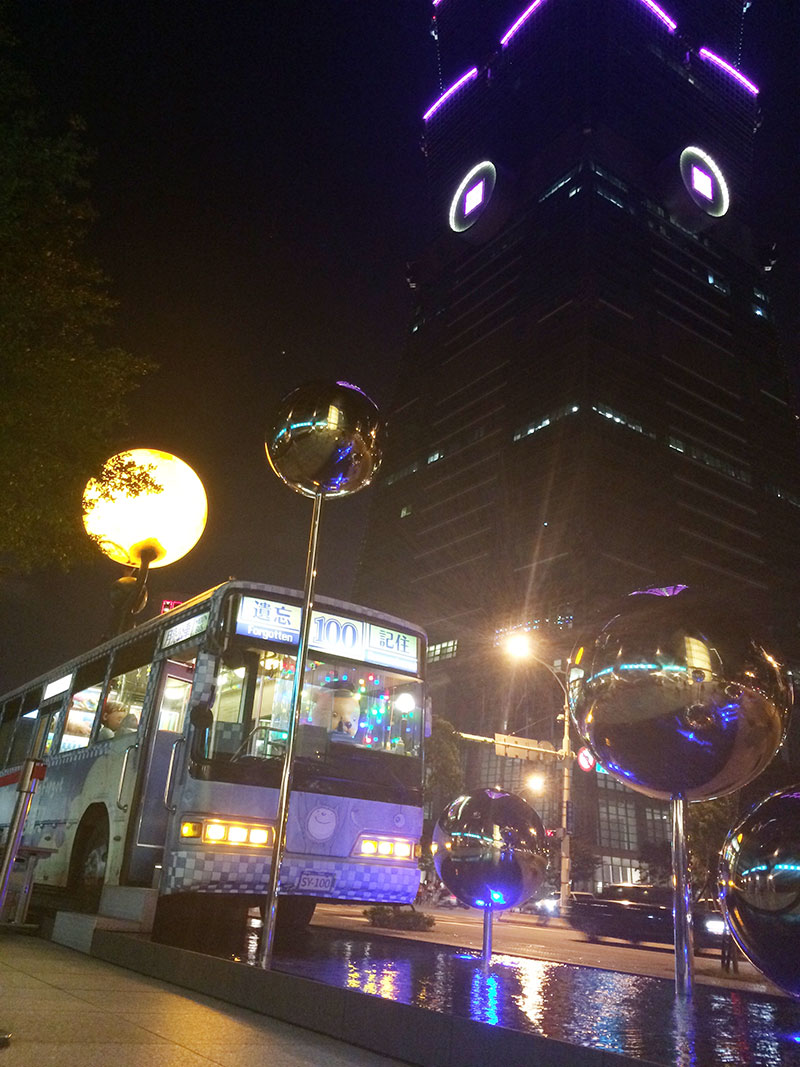 幾米,ジミー・リャオ,月亮公車,お月様バス,台北101