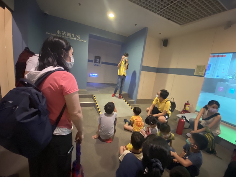 台北メトロ,避難訓練体験,北投,子連れ,捷運北投會館,逃生體驗營