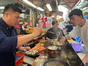 感激！海鮮で名高い「濱江市場」で、シェフ主催の朝ごはんパーティ